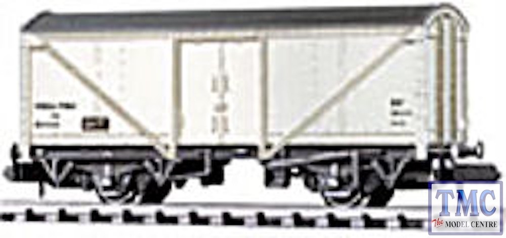 NR-6B Peco N Fish Van BR white
