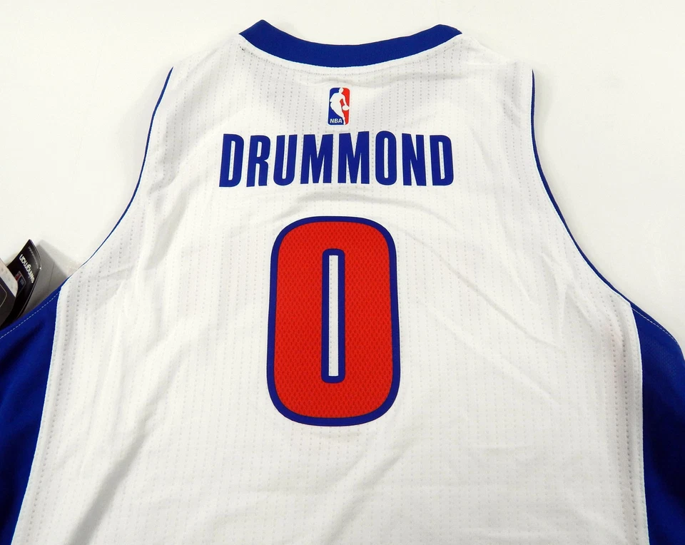 Camiseta deportiva blanca 2014 Youth Detroit Pistons Andre Drummond #0 Swingman Adidas XL 1 Foto 4 de 4
