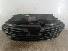 Calandre Renault R9