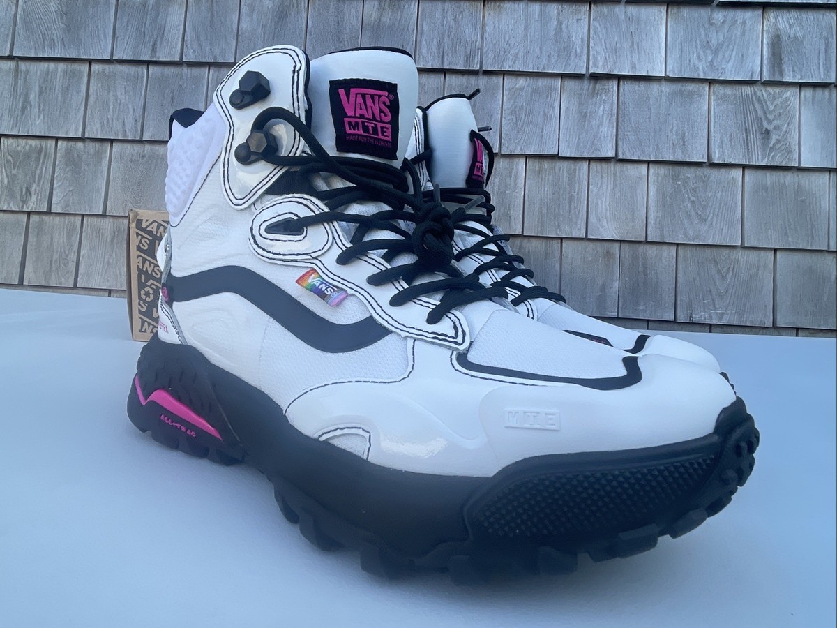 Vans MTE Crestline Gore-Tex Shoes Hiking Boots White/Black  display picture 3