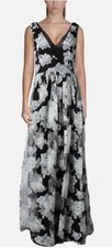 Vera Wang Floral evening maxi dress SZ 10 gown Black White full length elegant