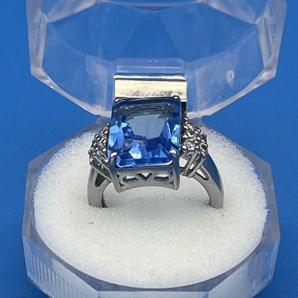 Anel de prata esterlina maciça 925 topázio azul suíço corte esmeralda 4 quilates tamanho 5,75 - Imagem 2 de 4