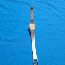 Vintage Gold Tone Ladies Thin Band PULSAR  Watch  Need Bettary