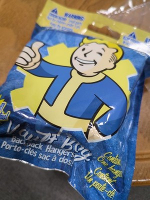 Fallout 4 Vault Boy Backpack Hanger Keyring Blind Mystery Bag Bethesda