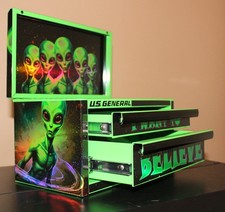 Us General Mini Toolbox - Two Drawers - Holographic - I Want To Believe - Alien