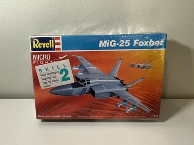 Revell MiG-25 Foxbat Micro Fighters 1:144 Model Kit #4063 Factory Sealed 1988
