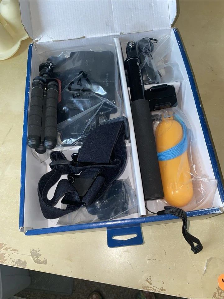 Kit de accesorios esenciales Insignia NSDGPK10 para cámara de acción GoPro nuevo LEER Foto 2 de 4