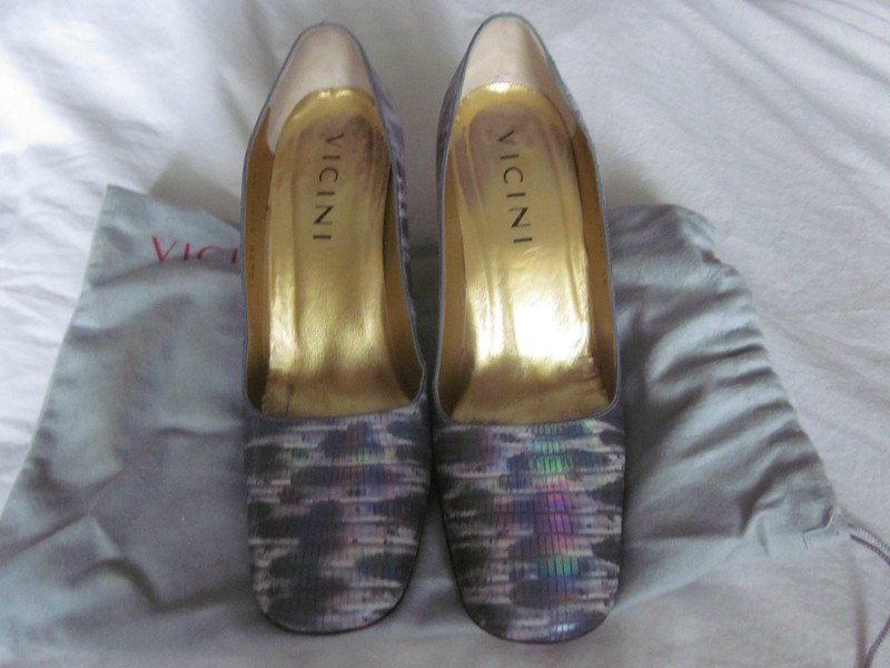 Authentic Vintage  Vicini Grey Ombre Ladie's Pump Made in Italy SZ 38