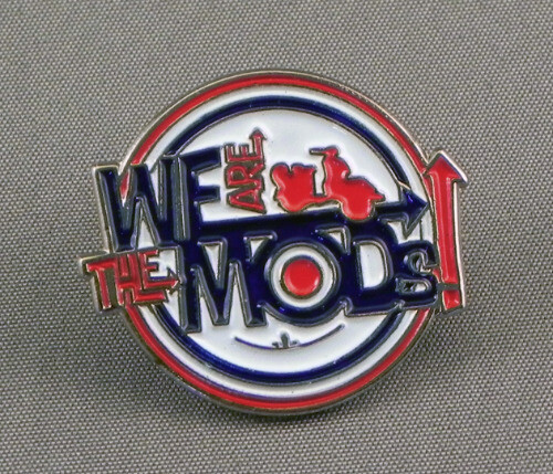 WE ARE THE MODS SCOOTER ENAMEL PIN BADGE - NEW - Picture 1 of 1