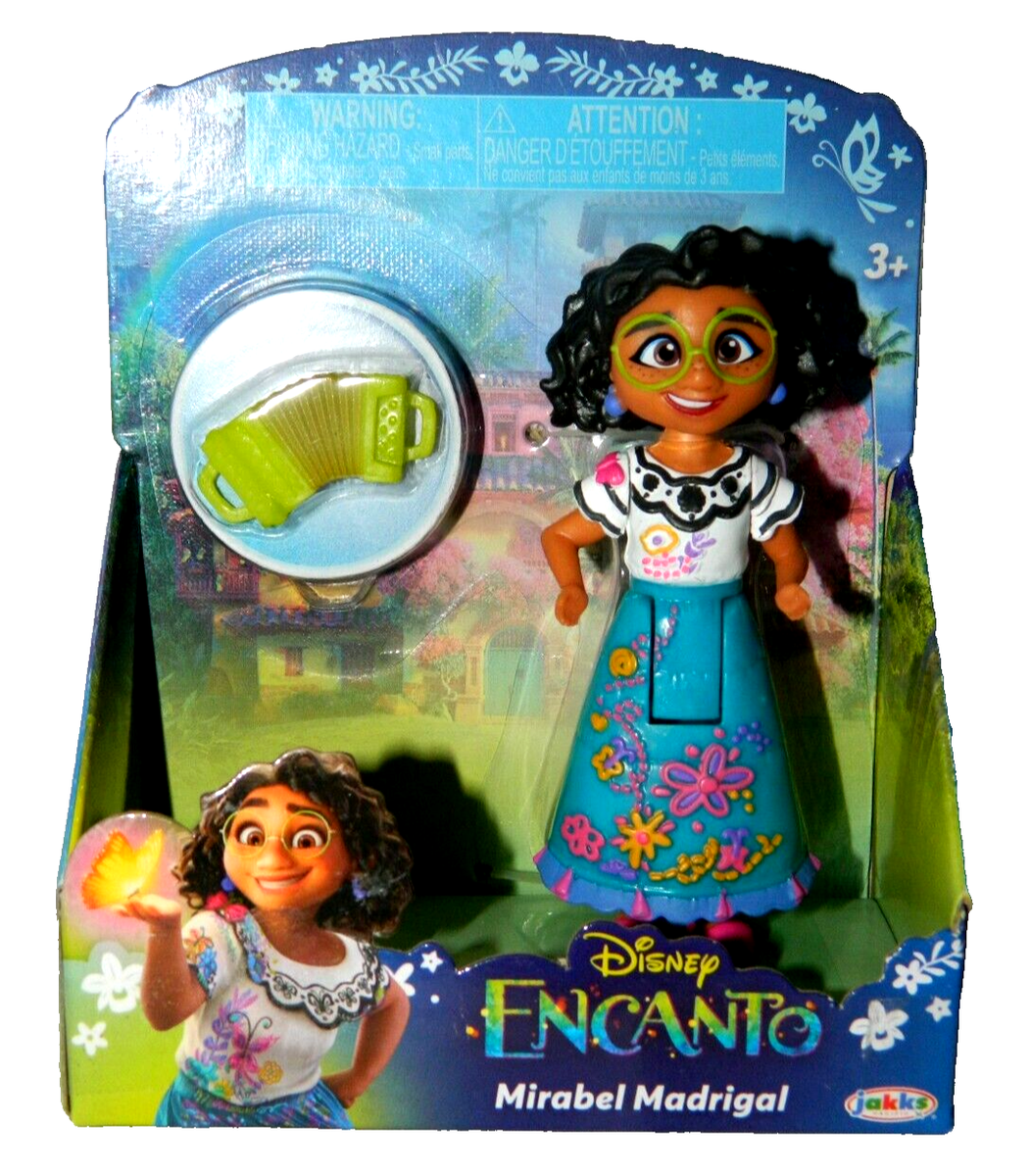 Disney Encanto Mirabel 3