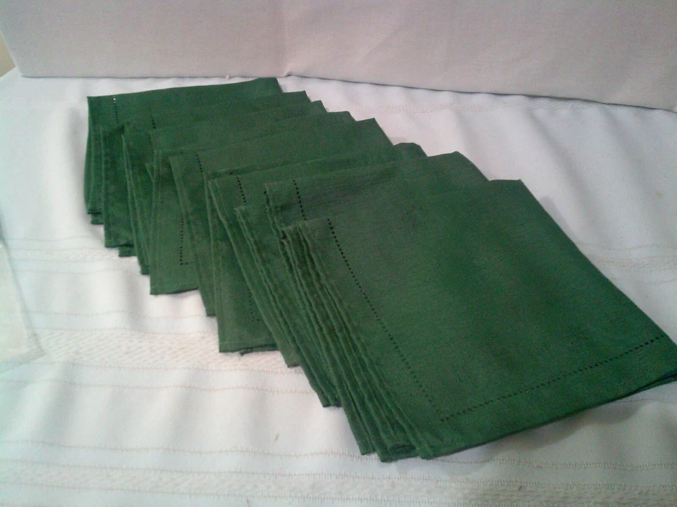 NEW Table Runner 13x72 and 8 Napkin Set Dark Green Linen Look Polyester - Image 2 of 4