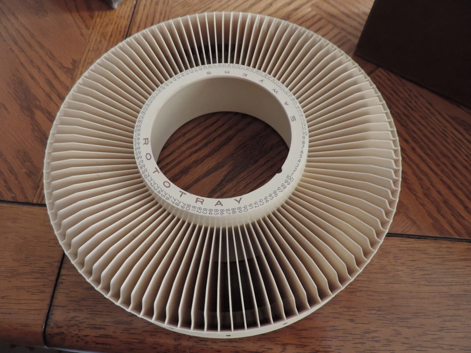 Lote de 2 bandejas de carrusel Sawyer 100 Slide Rototray - ¡No incluye diapositivas! Foto 2 de 3