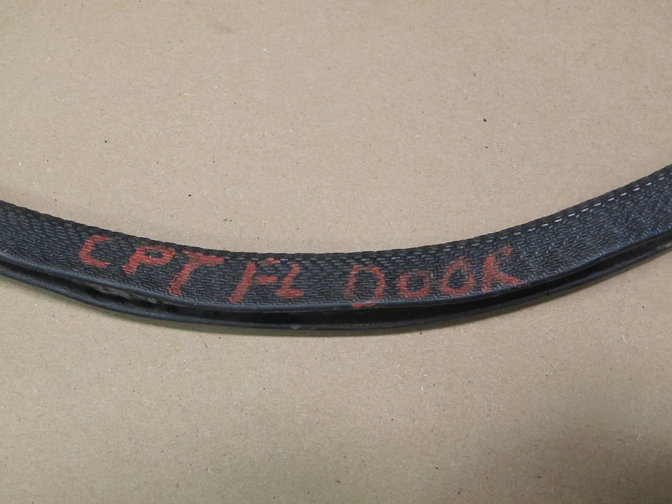 🥇80-82 JUEGO DE JUNTAS DE GOMA PARA MALETERO PUERTA PORSCHE 924 OEM Foto 2 de 4