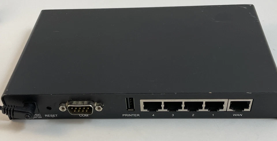 Router 4-Port US Robotics 3001 10/100 Wired - Image 4 of 4