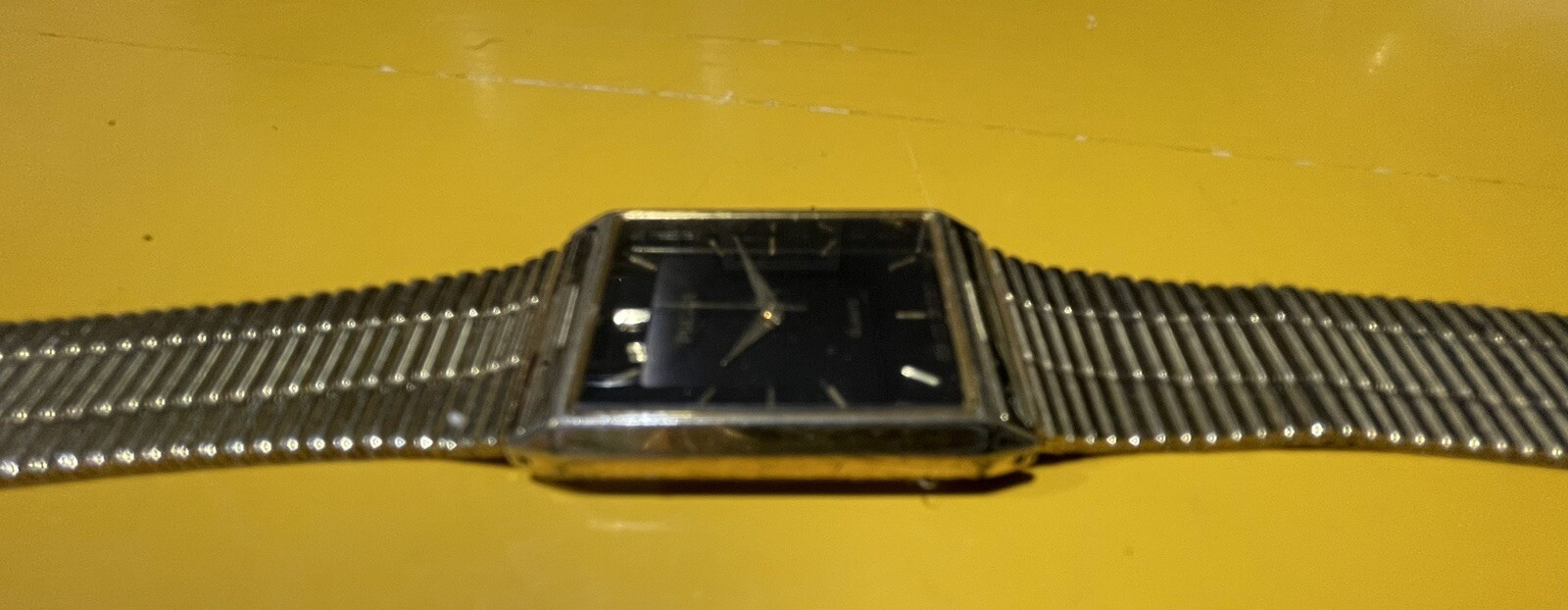 Mens Rectangular Watch - image 3