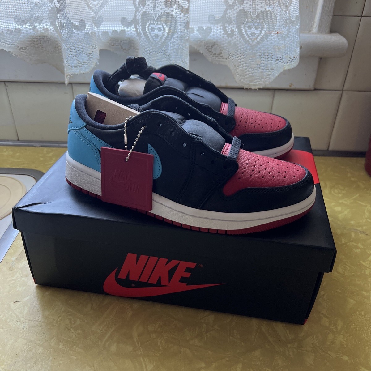Brand New Nike Air Jordan 1 Retro Low OG UNC CHI Size 5 | eBay Brand New Nike Air Jordan 1 Retro Low OG UNC CHI Size 5 | eBay