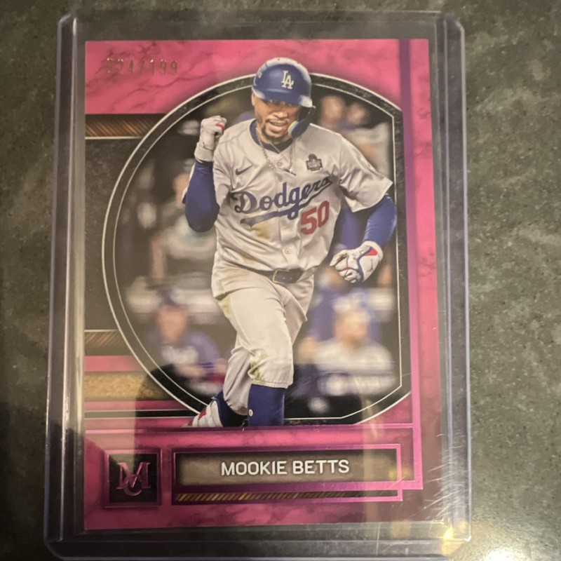 Topps Mookie Betts Los Angeles Dodgers Card Lot (3) with 2025 Museum Pink /199