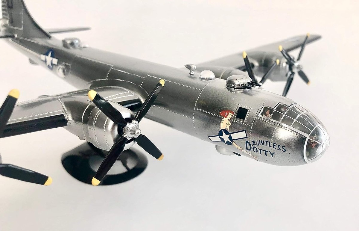 B-29 Superfortress Plastic Model kit Made in The 1:120 Scale WWII