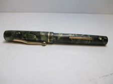 Vintage 1930's Weidlich Pen Company Fountain Pen Green Marble Design