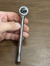 Stanley 85-890 Ratchet 14 Drive W Thumb Wheel 5-12 Long