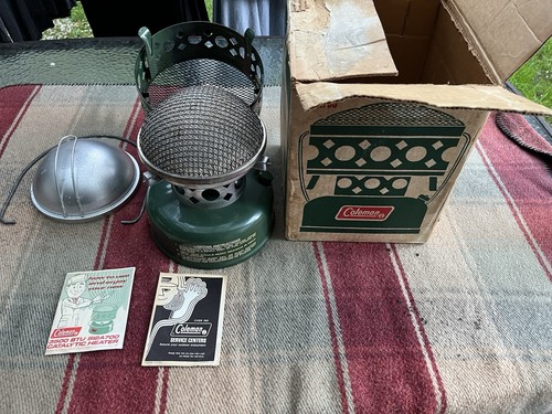 Vintage, Coleman 512A700, 3500 BTU Catalytic Heater W/ BOX. 10/72.