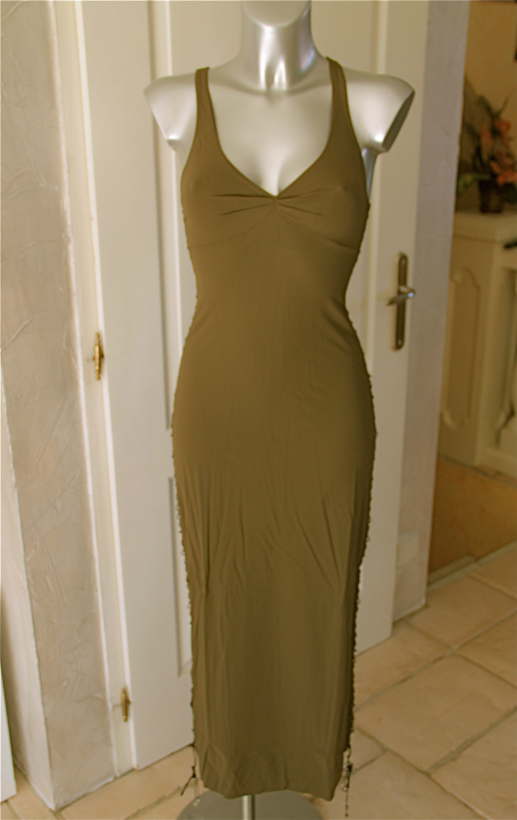 Picture 1 of 6