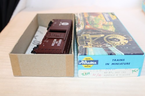 Athearn escala HO, coche de caja de 40', Norfolk y Western Brown, #361506 - 1210 construido | Zustand: Used