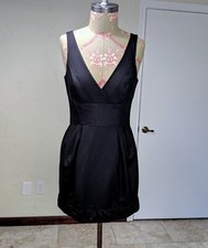 Bebe Little Black Dress Size 8 V Neck EUC Business Casual Cocktail Party