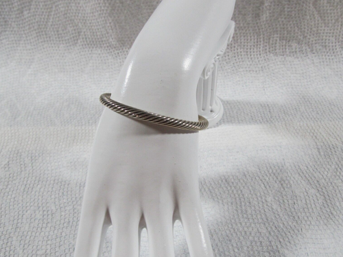 David Yurman Sterling Silver 14k Yellow Gold and Black Onyx Classic Cable Cuff - Picture 3 of 15
