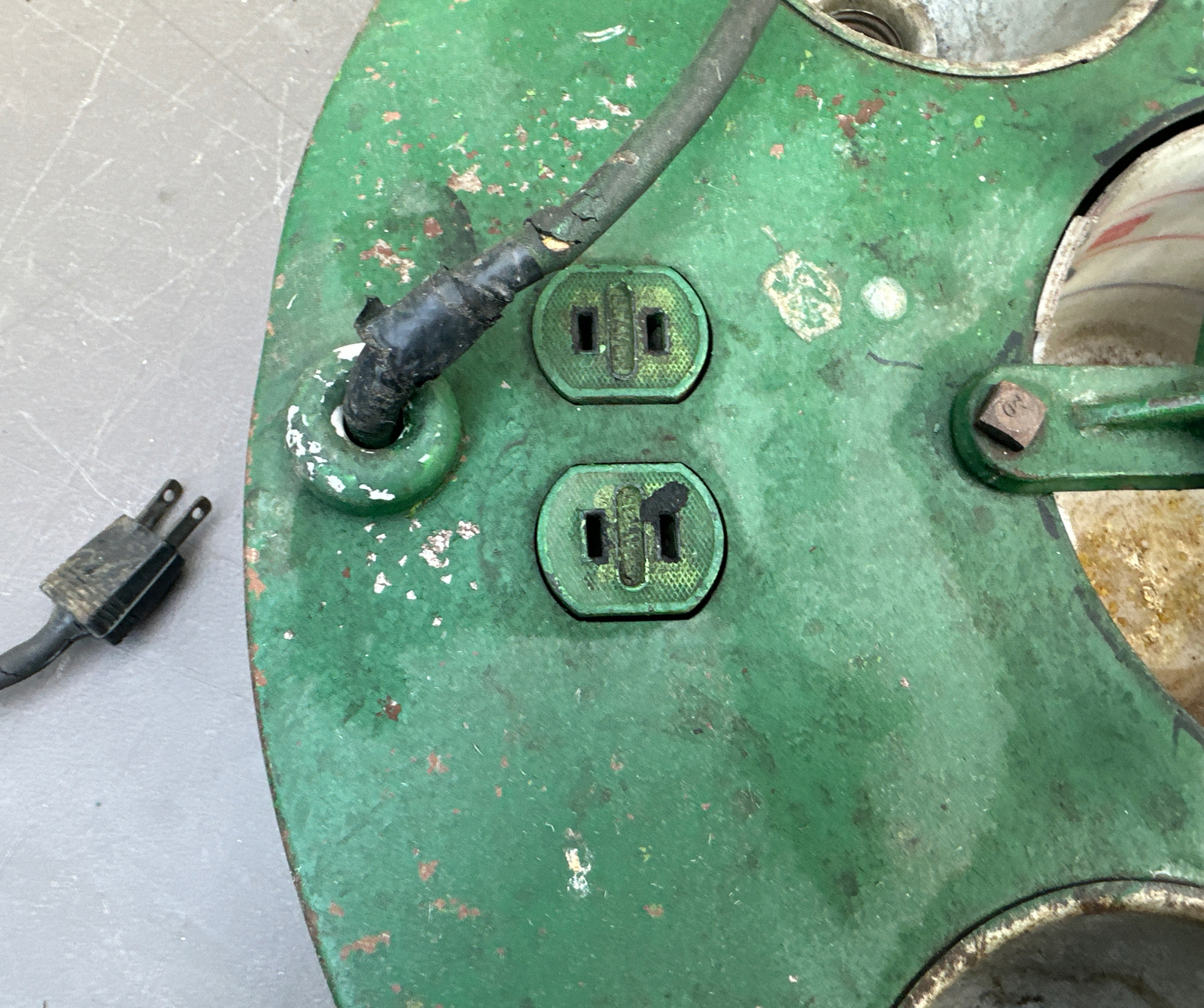 Vintage Green Painted Metal Light Up Christmas Tree Stand eBay