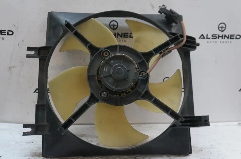 Conjunto de motor ventilador de refrigeración condensador Subaru Outback 2010 2,5 L 73310AG04A OEM Foto 3 de 4