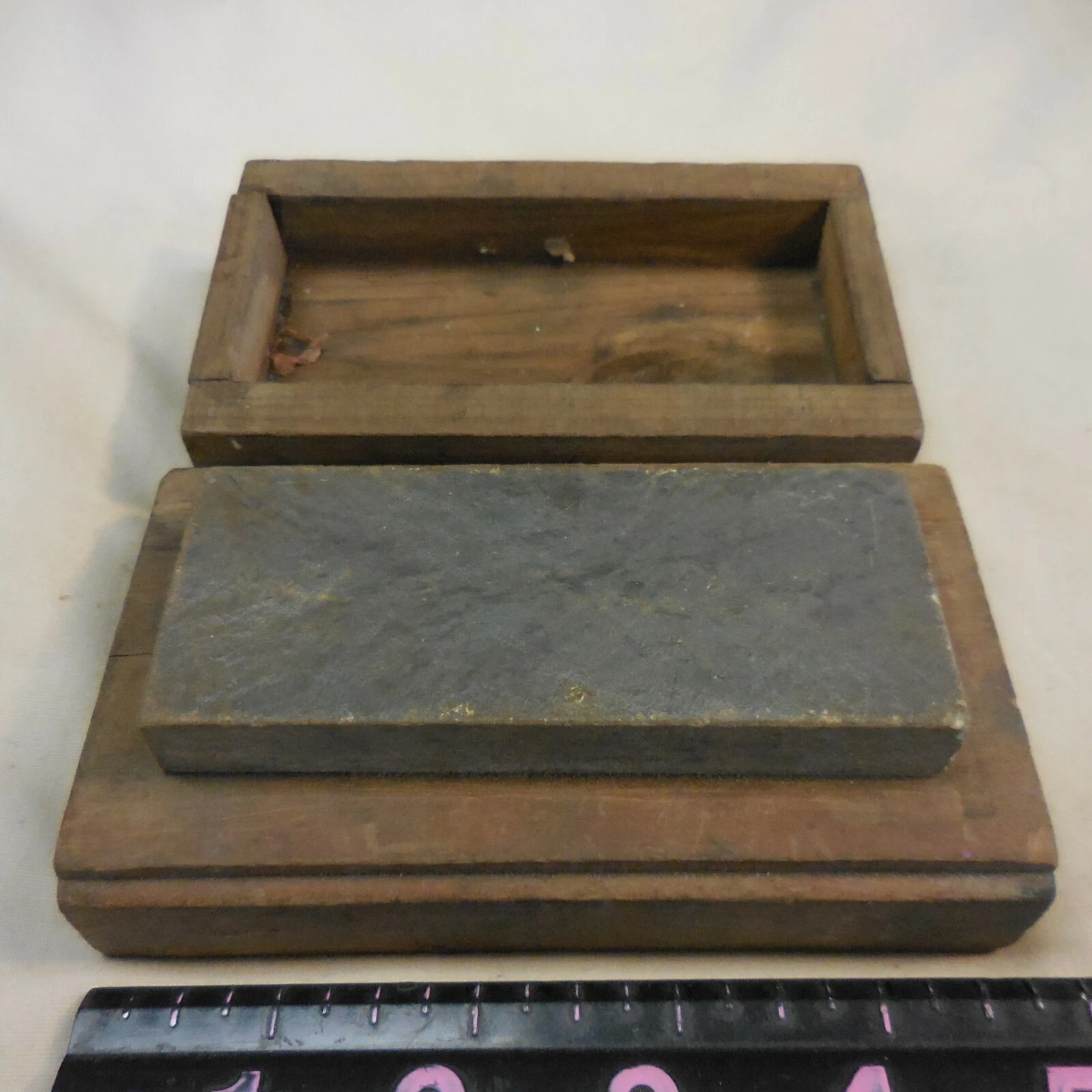 Vintage SMITHS Soft Arkansas SBK4 Knife Sharpening Stone w/ Box
