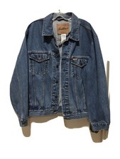 Levi Strauss Signature Denim Blue Jean Trucker Jacket Men s Medium Levi s