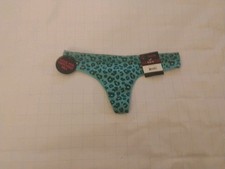 1 Pair Women's Cute Thong Panties No Boundaries Brand Size Small 3-5 NWT 