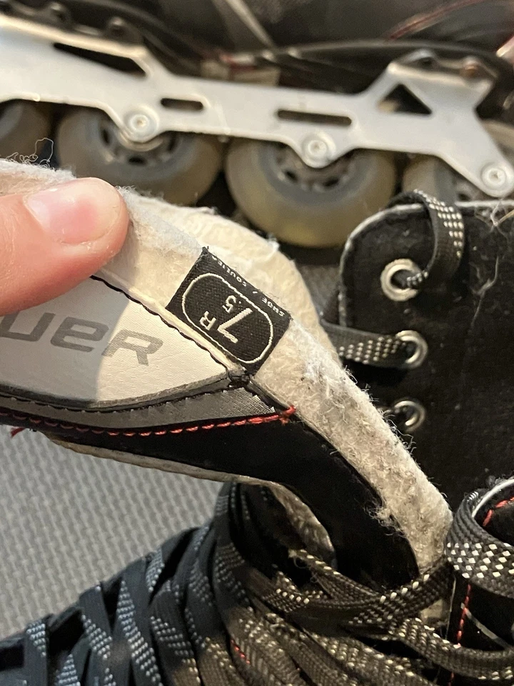 Bauer X70R Inline skates Roller Hockey Canada Size EUR 42.5 US 9 Mens - Image 3 of 3