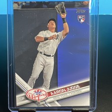 2017 Topps Aaron Judge Bat Under Arm #287 card