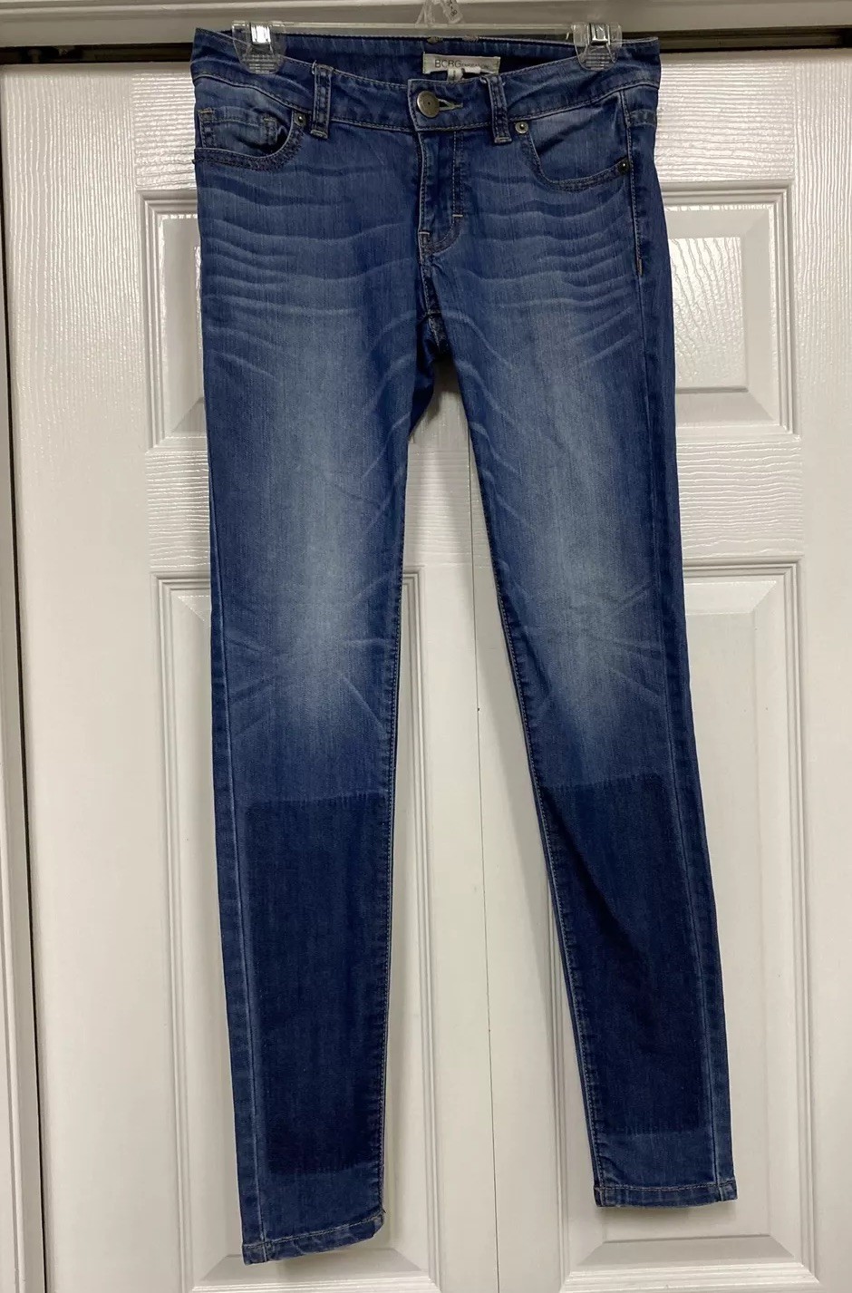 BCBGeneration women’s  Shadow Patch Skinny Jeans … - image 1