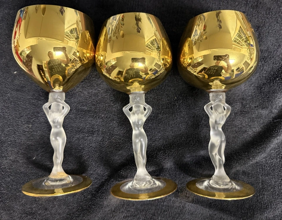 Juego de dos copas de vino vintage Bayel dorado cristal nude tallo Bacchante Bacchus ~ Foto 2 de 4