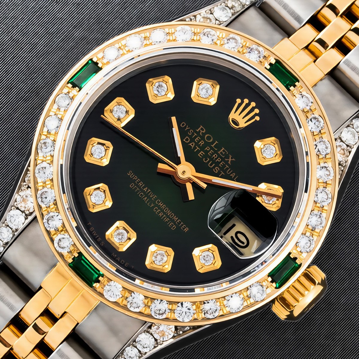 ROLEX LADIES DATEJUST GREEN DIAMOND WATCH WITH 18K GOLD & EMERALD