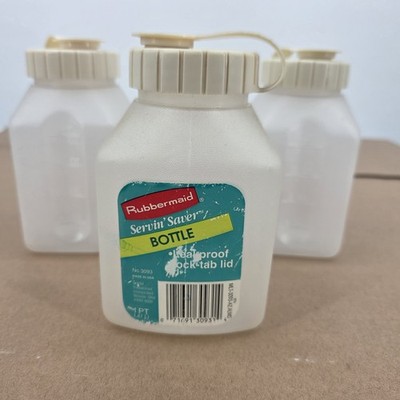 3x Vintage Rubbermaid 1 pint Servin Saver Drink/Beverage Pitcher/Bottles