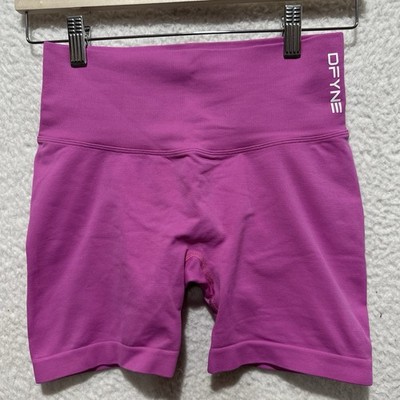 Dfyne Dynamic Scrunch Shorts Size M 5'' High-Performance Purple Logo Seamless