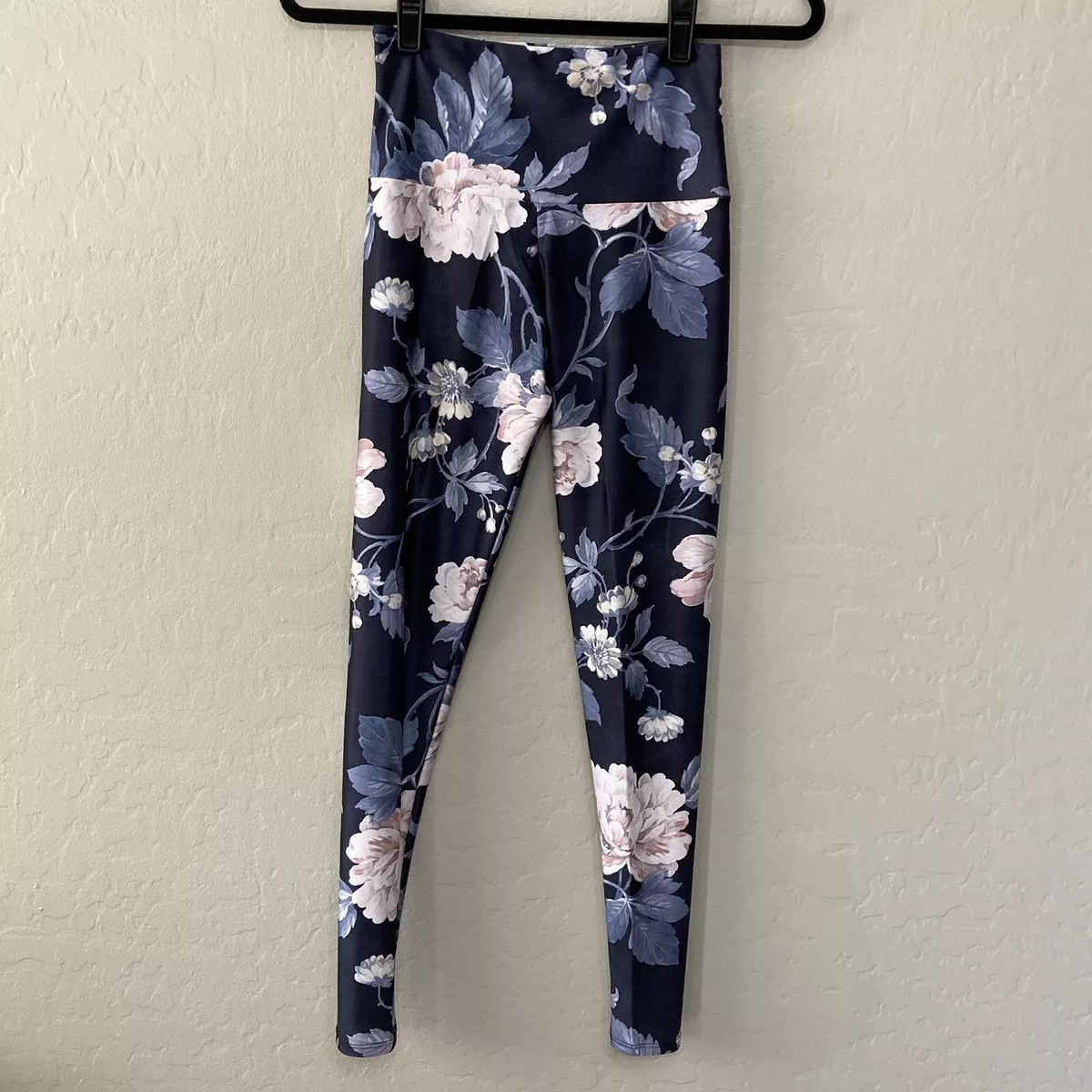 Women’s Onzie Yoga High Rise Dark Navy Pink Floral Leggings Size Extra Small