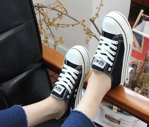 comfy canvas sneakers