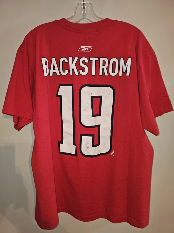 Camiseta Washington Capitals Nicklas Backstrom Grande Para Hombre Roja Gráfica Logo NHL Foto 3 de 4