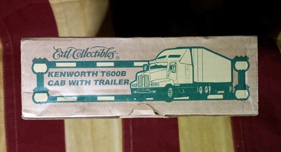 💥 Nuevo En Caja ERTL Coleccionables 1:64 Kenworth T600B Tractor/Remolque Azul/Blanco Foto 3 de 4