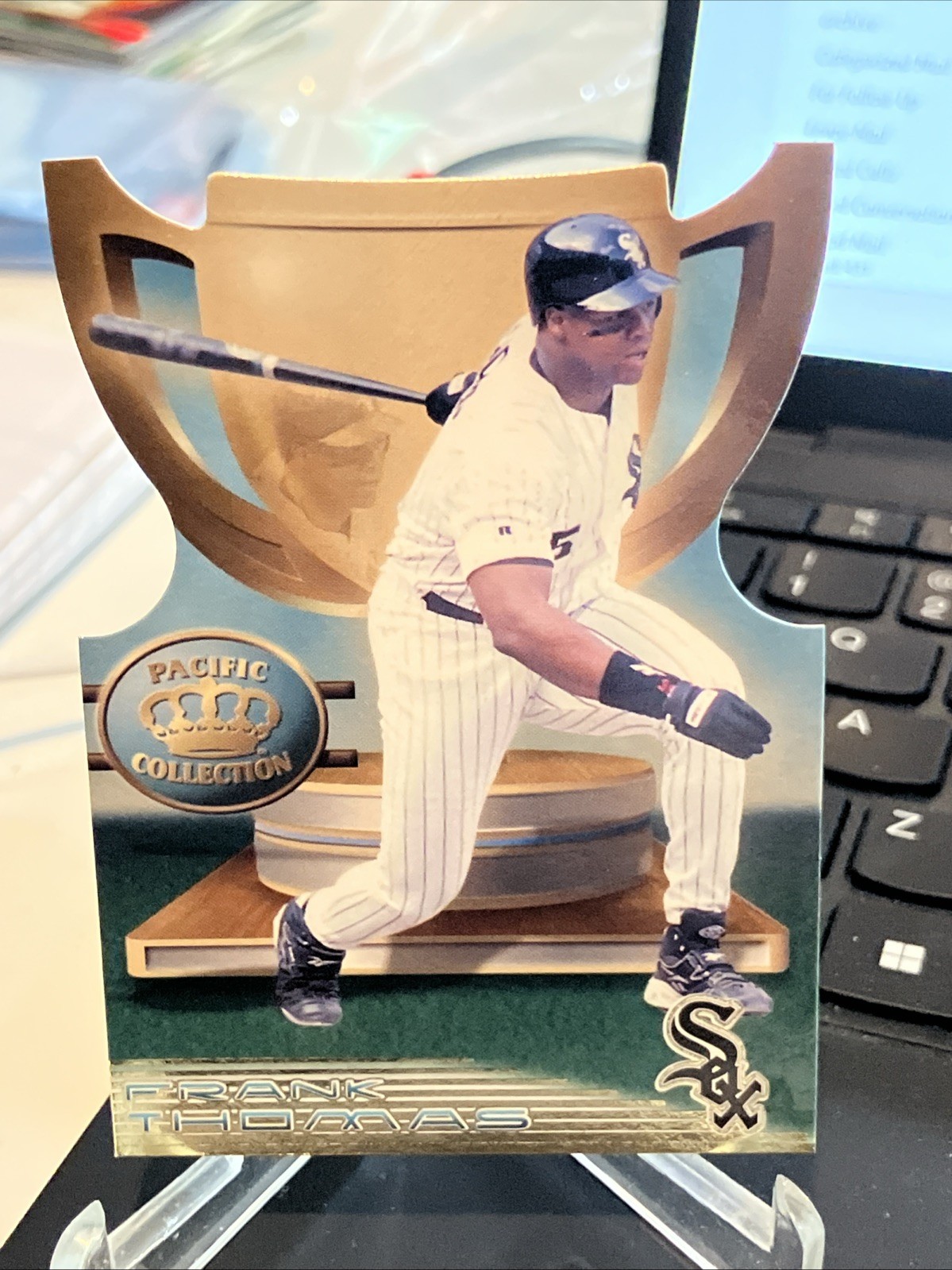 1999 Pacific Crown Collection Pacific Cup Frank Thomas #3 HOF white sox