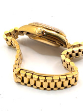 Rolex Lady Datejust 26mm OYSTER PERPETUAL 18K Gold Diamond Bezel White Dial 11