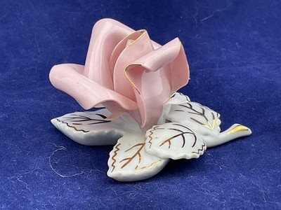 Pink porcelain rose Leander Czech Republic