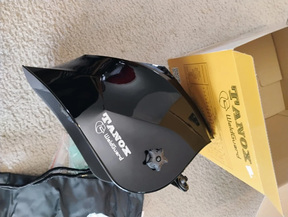 Solar Welding Helmet True Color Auto-Darkening w/ Gloves & Bag ARC TIG MIG - Image 4 of 4