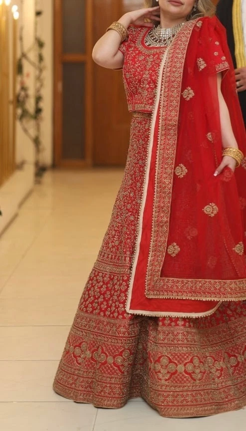 saris para mujer listos para usar Foto 2 de 3